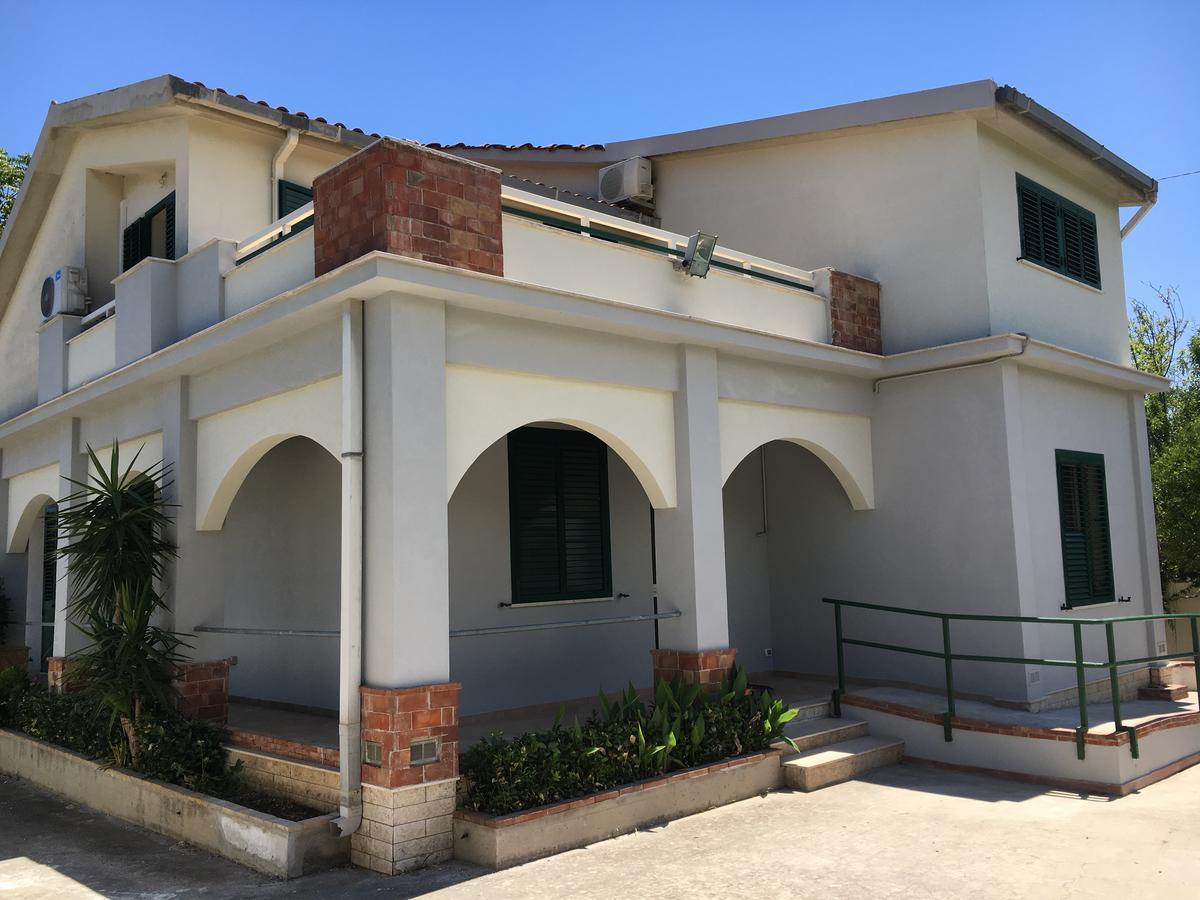Villa Del Falso Pepe Авола Екстериор снимка